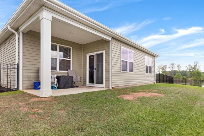 Building Photo - 428 Bearskin Ct