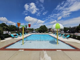 Building Photo - Windridge Village Apartments