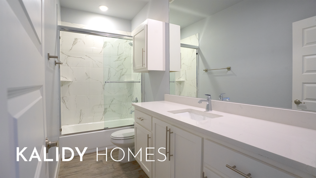 Building Photo - 303 Kirks Holw