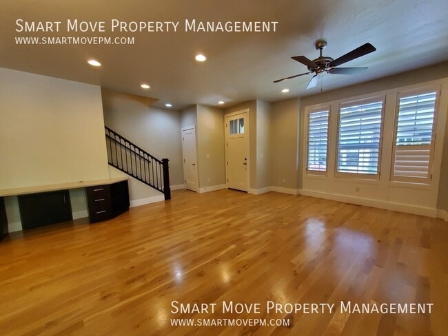 Building Photo - 3905 Woodcraft-