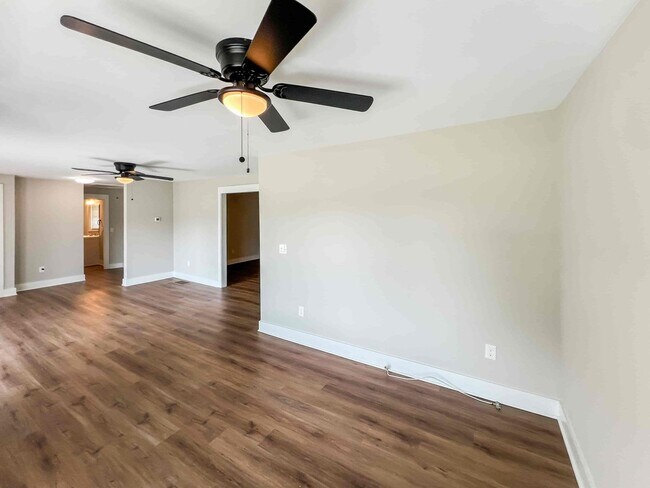 Building Photo - Completely Renovated 3 BR/3 BA Ranch with ...