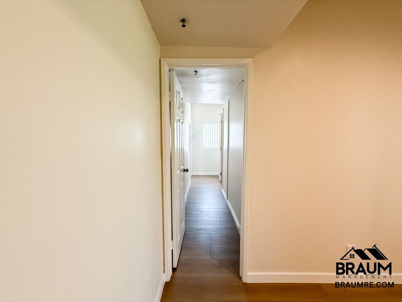 Building Photo - 1537 Franklin St