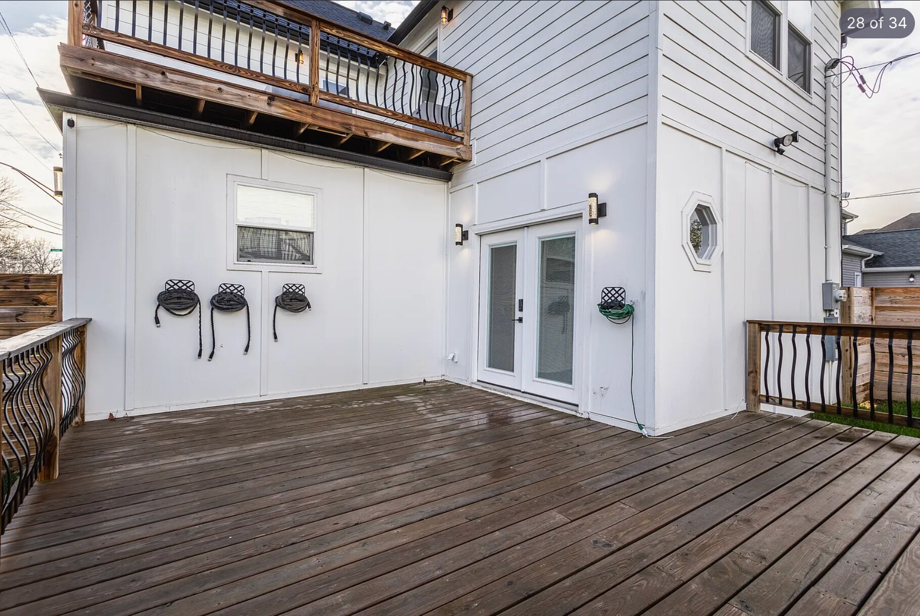 Building Photo - 644 N Tacoma Ave