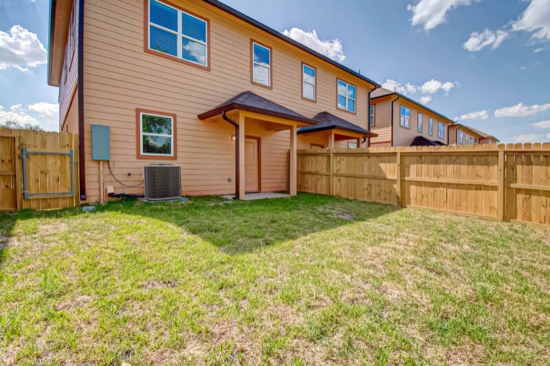 Building Photo - 2124 Abiding Grace Cir