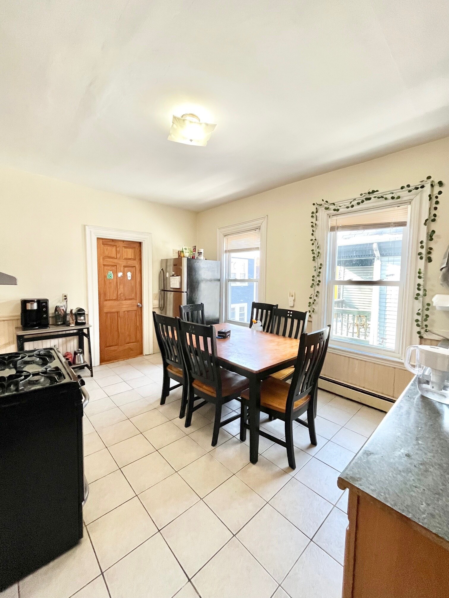 Building Photo - 103 Calumet St