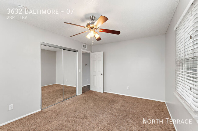 Building Photo - ?? Modern 2BR Near Westport with a Chill B...