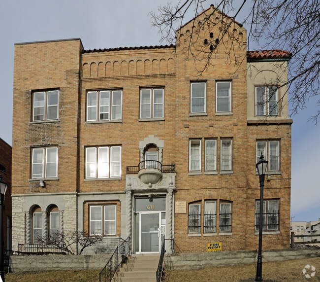 Building Photo - 611 N 20th -- Marquee Place III