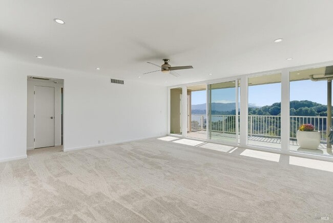 Building Photo - 34 Andrew Dr