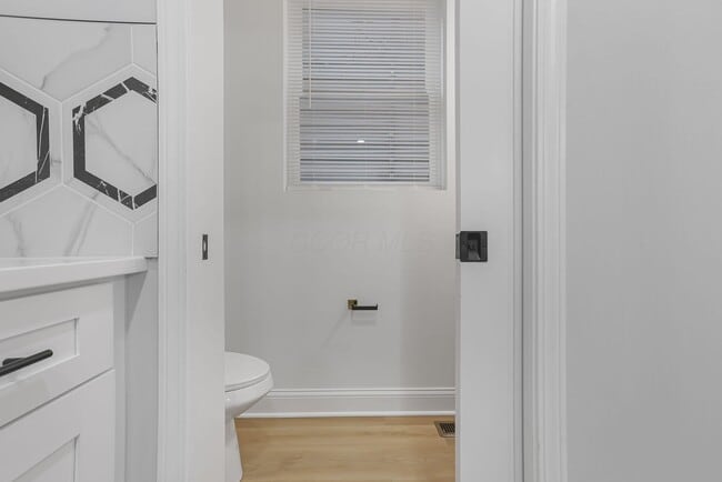 Building Photo - 961 Heyl Ave