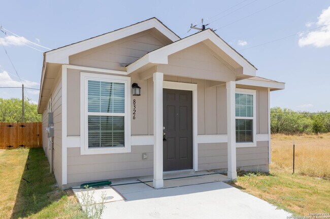 Building Photo - 8326 Piedra Medina