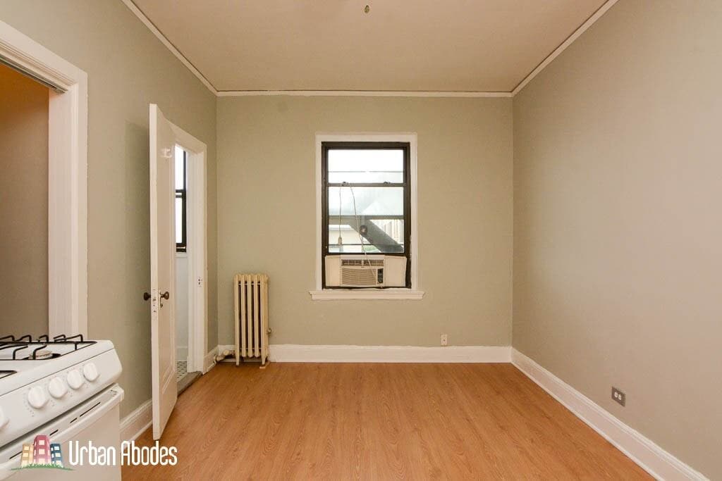 Building Photo - 3835 N Fremont St