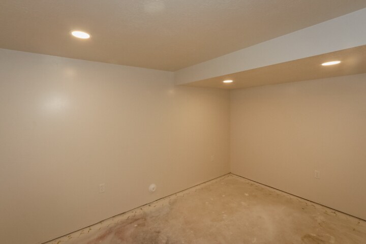 Building Photo - 8319 S Harrison Cir