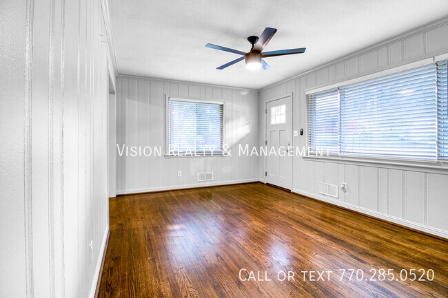 Building Photo - 3447 Pierce St