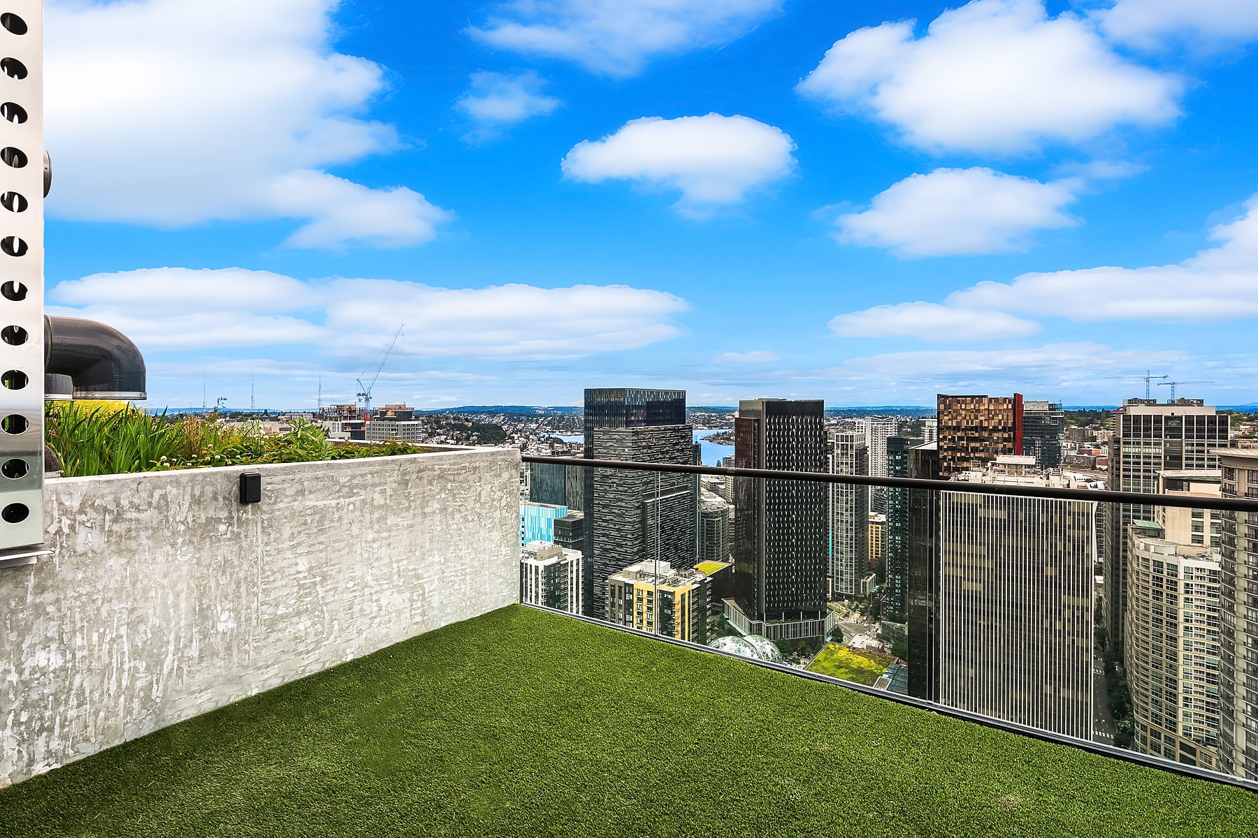 Building Photo - 300 Virginia St