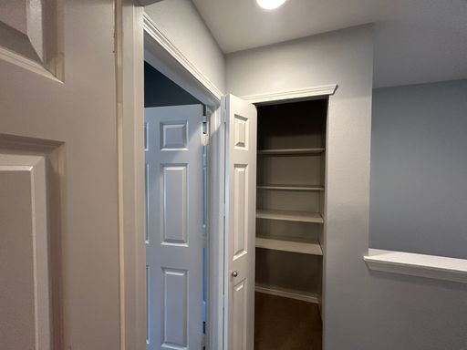 Building Photo - Gorgeous 2 bedroom 2 bath townhome available now!