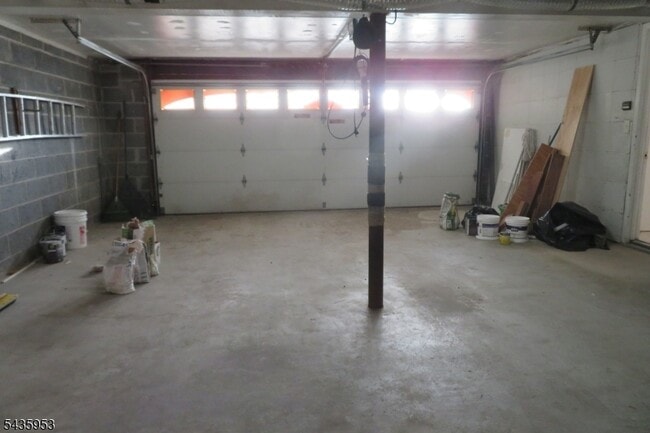 Building Photo - 25 Storms Ave