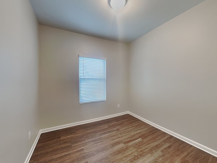 Building Photo - 775 Pointe Andrews Drive