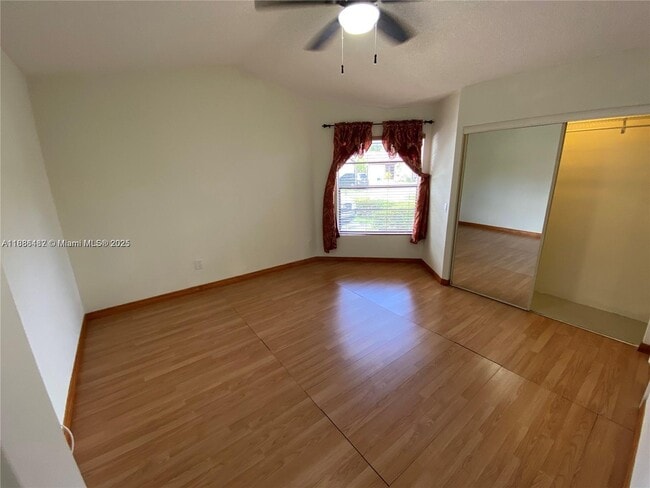 Building Photo - 14965 SW 49th Ln