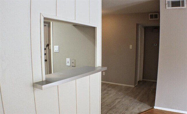 Building Photo - 4633 Wild Indigo St