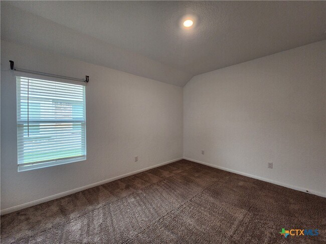 Building Photo - 5923 Corsicana Cv
