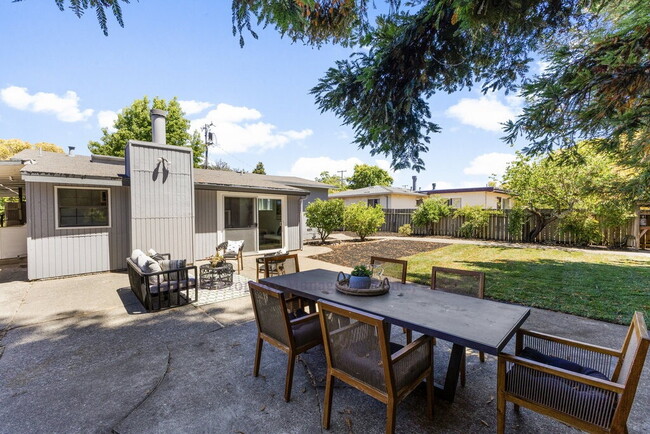 Building Photo - Central Novato Home with Large Yard and A/C!
