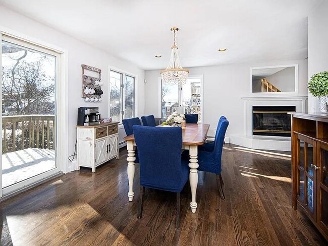 Building Photo - 262 Woodhill Rd