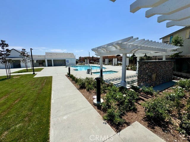 Building Photo - 30045 Sunset Pier Dr