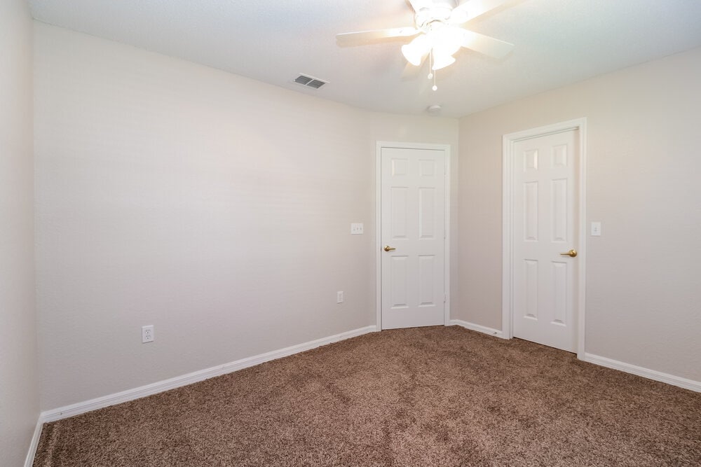 Building Photo - 6799 Shepherd Oaks Rd