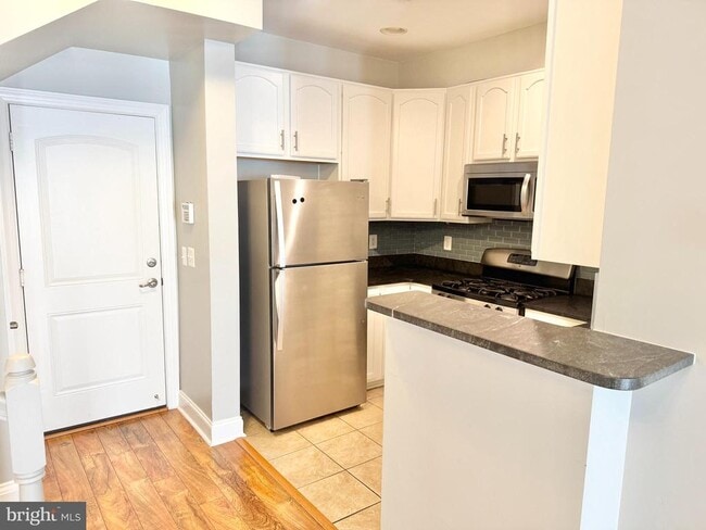 Building Photo - 2304 Margraf Cir