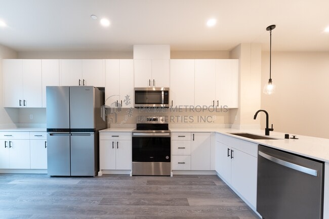 Building Photo - 16111 36th Ave W