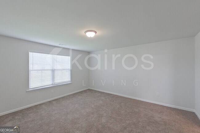 Building Photo - 137 Western Red Cedar Dr