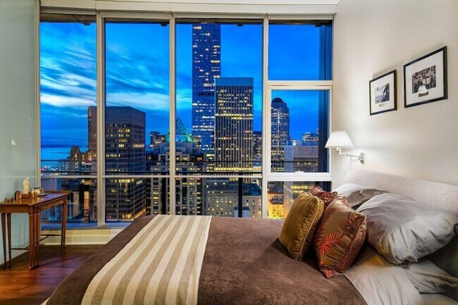Building Photo - 5th and Madison Condominiums ~ Downtown Seattle