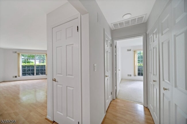 Building Photo - 1449 Teresa Dr