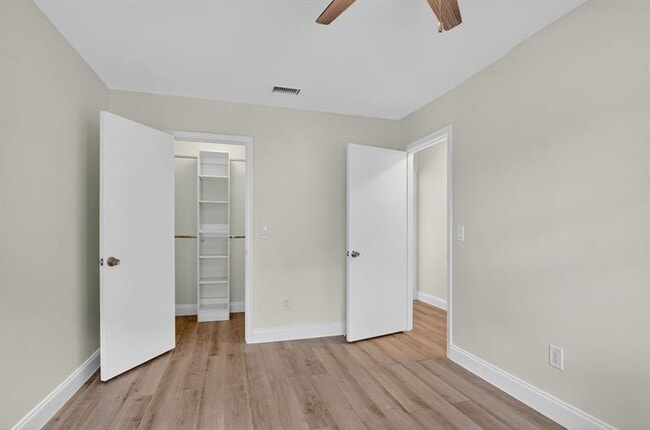 Building Photo - 21476 Juego Cir