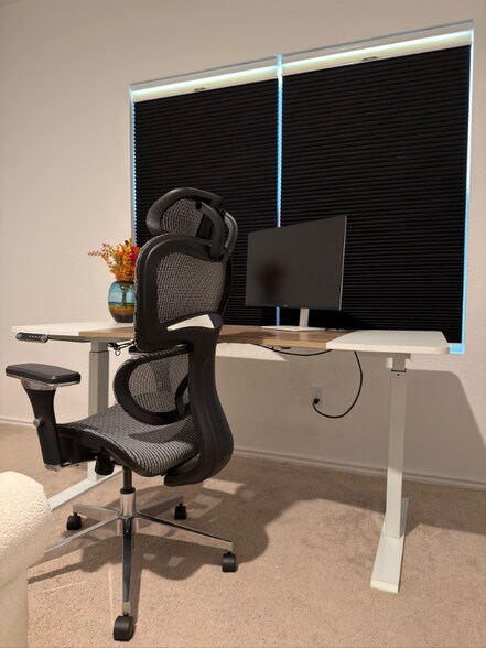 Building Photo - 134 Maravillas Bnd