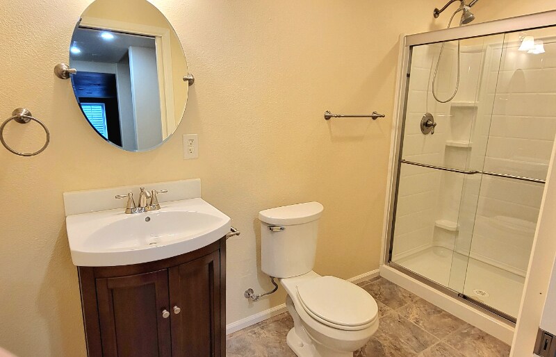 Building Photo - 801 S Riverside Harbor Dr