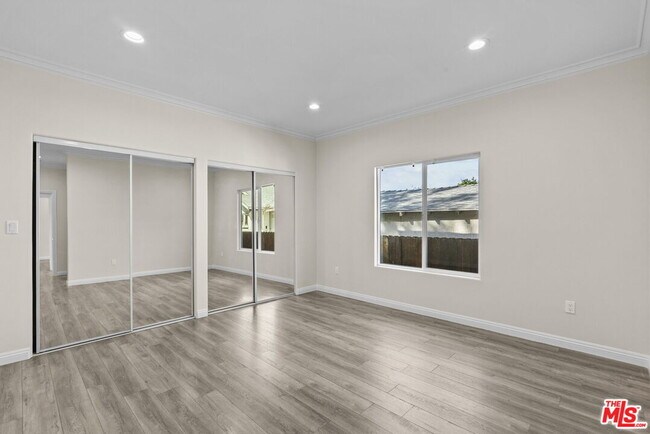 Building Photo - 6715 Cedros Ave