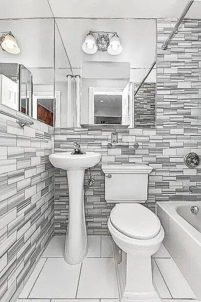 Building Photo - 438 W 52nd St