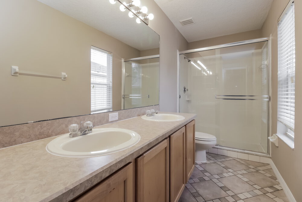 Building Photo - 2010 Stone Abbey Blvd