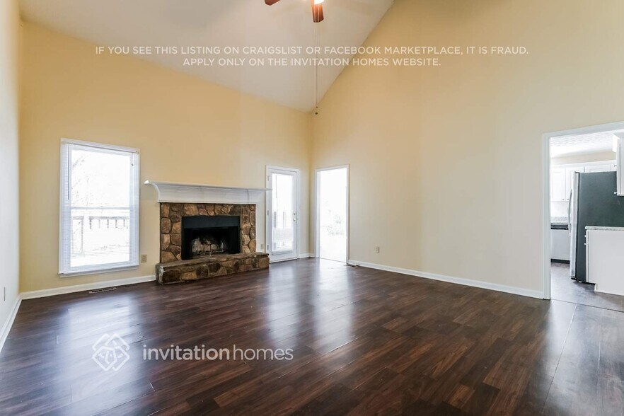 Building Photo - 1120 Jennings Dr