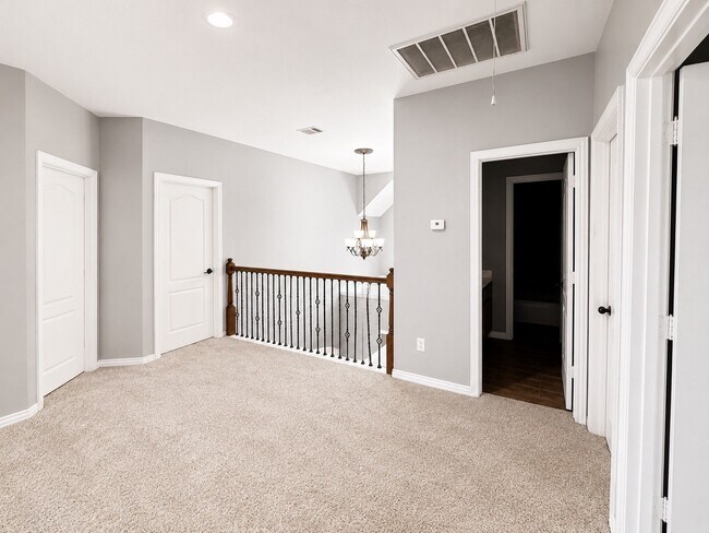 Building Photo - 28547 Lockeridge Springs Dr