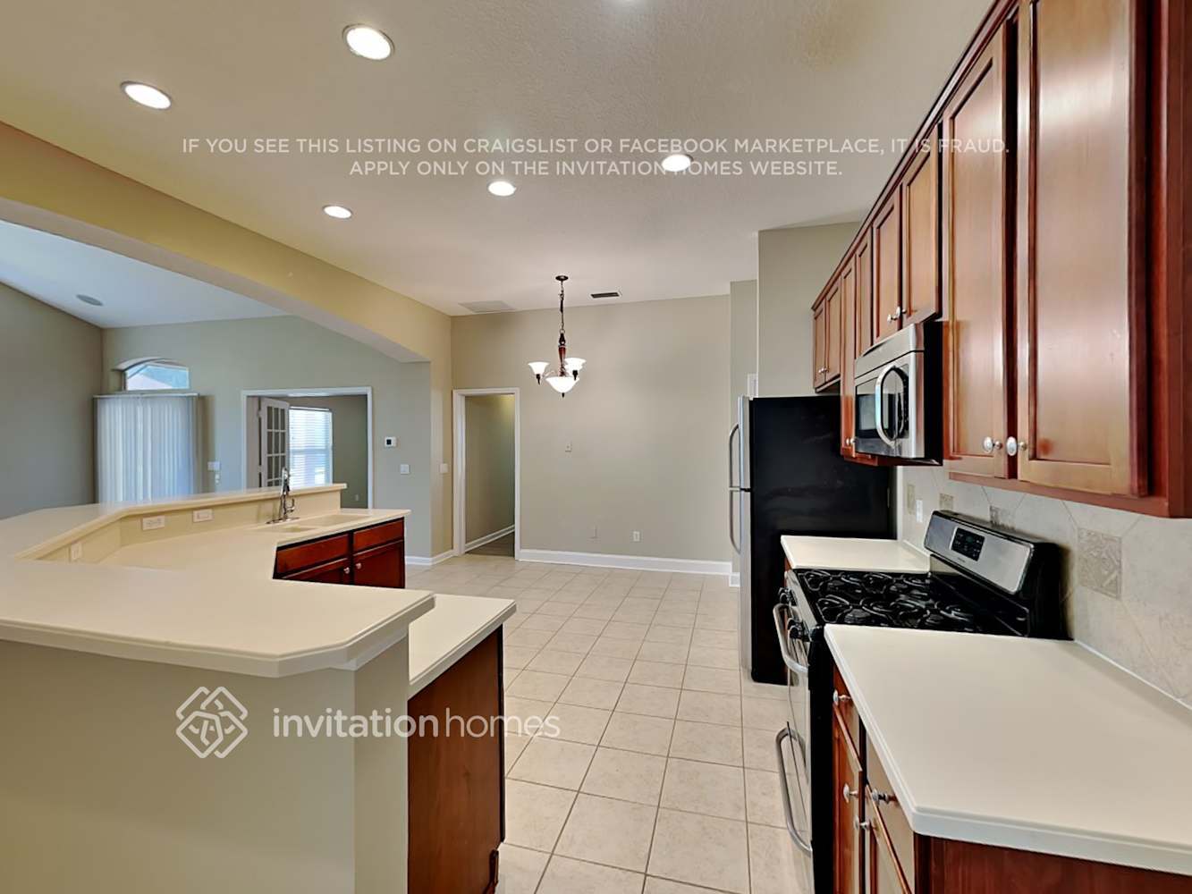 Building Photo - 713 Toria Ln