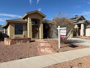 Building Photo - 11313 Northview Dr