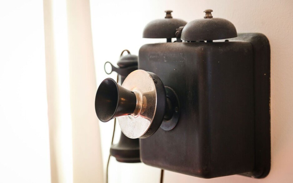 Building Photo - 3360 Descanso Dr