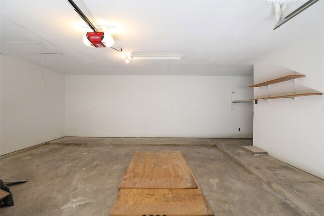 Building Photo - 2703 Heritage Colony Dr