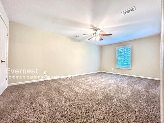 Building Photo - 215 Bridgemill Dr