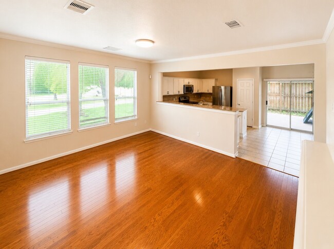Building Photo - 13119 Stratford Skies Ln