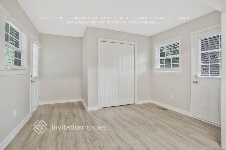 Building Photo - 2376 Springdale Rd SW