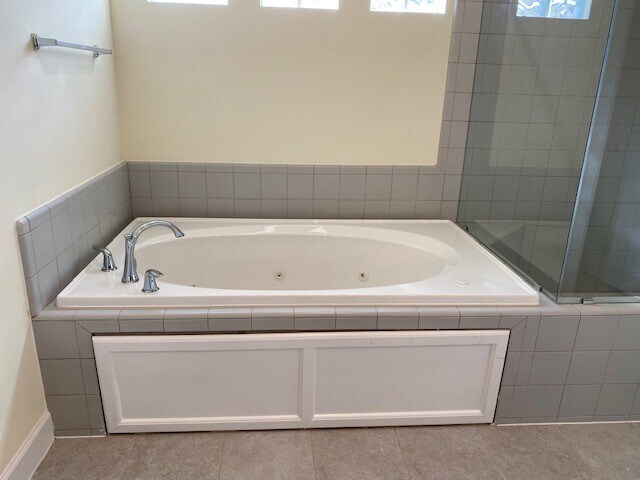 Building Photo - 11604 Main Cypress Dr