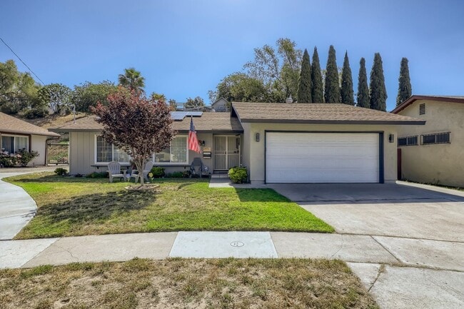 Building Photo - Charming 3-Bedroom, 2-Bath Home in a Cul-d...